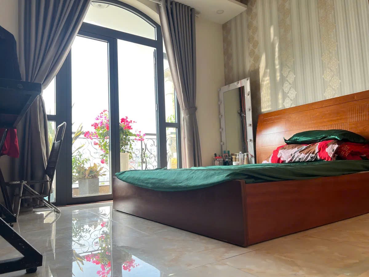 Hàng hiếm PHỐ Nguyễn Xiển,Thanh Xuân 52m2, 5 tầng giá 14 tỷ, ô tô đỗ.KINH DOANH. 4