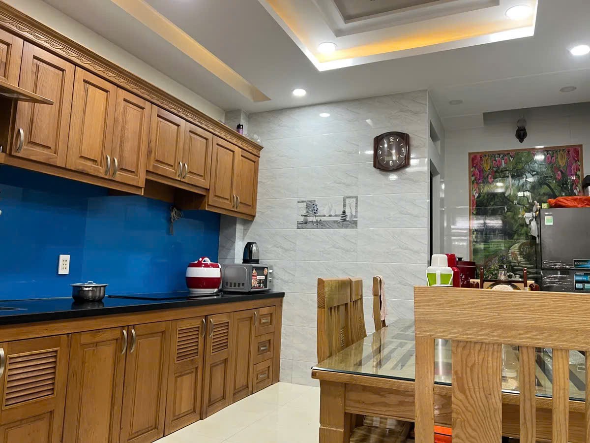 Siêu Phẩm MẶT NGÕ Ô TÔ ĐÕ CỬA 55 m2 giá 13  tỷ tại Chùa Bộc, Đống Đa.