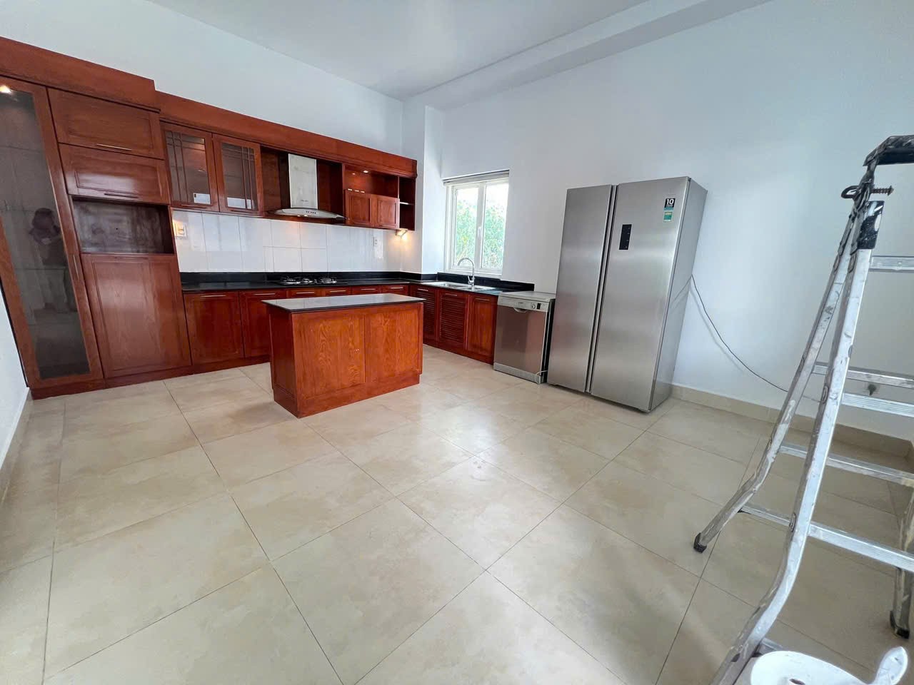 Cho thuê Biệt thự Phường Thảo Điền, Quận 2, Diện tích 240m², Giá Thương lượng