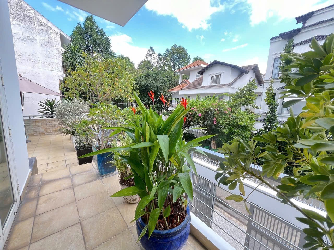 Cho thuê Biệt thự Phường Thảo Điền, Quận 2, Diện tích 240m², Giá Thương lượng 5