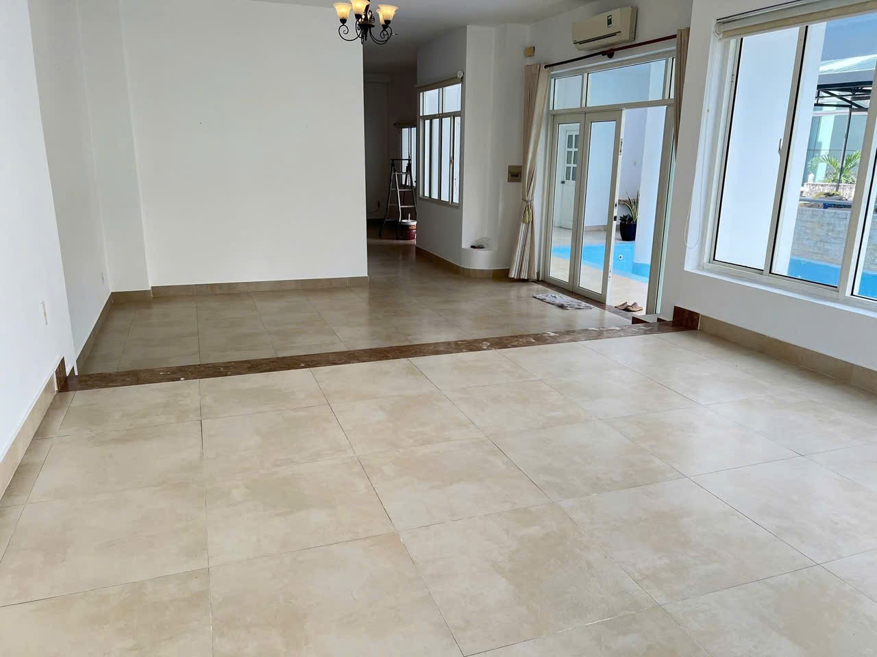 Cho thuê Biệt thự Phường Thảo Điền, Quận 2, Diện tích 240m², Giá Thương lượng 12