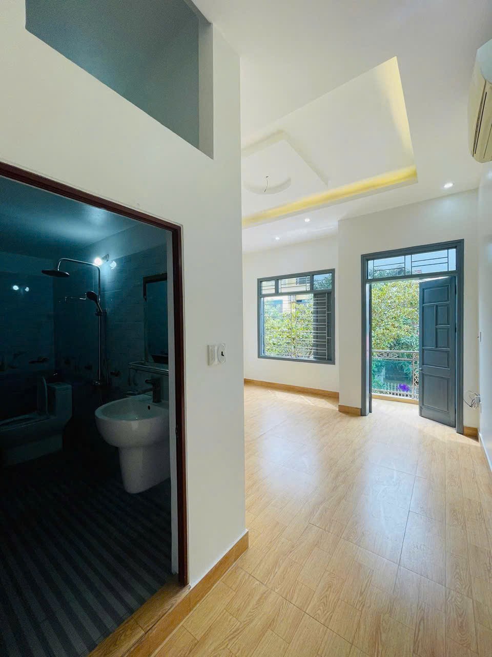 BÁN NHÀ 3 TẦNG LÔ GÓC – ĐẸP XUẤT SẮC TẠI  TP. THÁI BÌNH, DT 130m2 GIÁ CHỈ NHỈNH 4 TỶ. 2