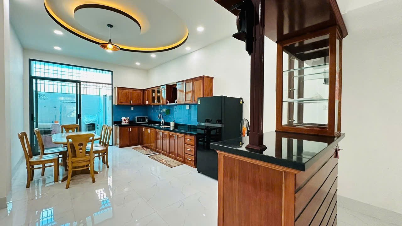 Cần bán nhà 3 tầng đường số 10 - KĐT Hà Quang 2, Nha Trang GIÁ TỐT 3