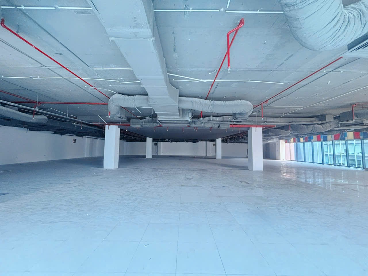 Cho thuê Văn phòng Quận 10, Hồ Chí Minh, Diện tích 600m², Giá Thương lượng 3
