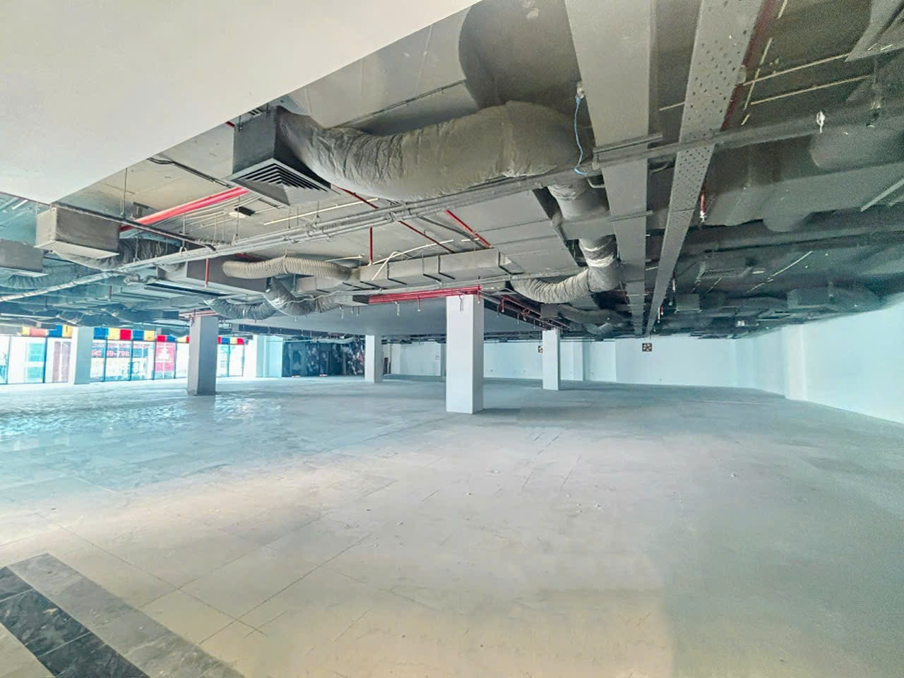 Cho thuê Văn phòng Quận 10, Hồ Chí Minh, Diện tích 600m², Giá Thương lượng