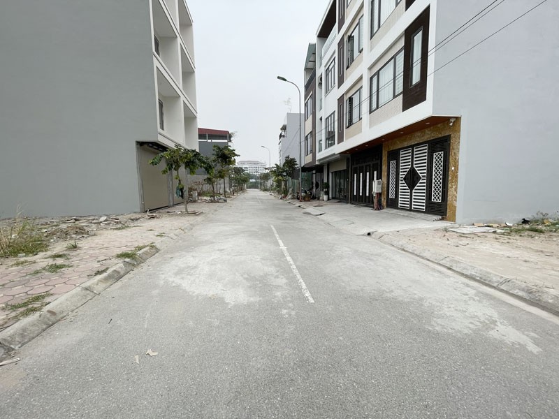 Đất Nền Trâu Quỳ 60m2 - Sổ đỏ sẵn sàng - Gần trung tâm hành chính, gần Vin & Bệnh viện, an cư 2
