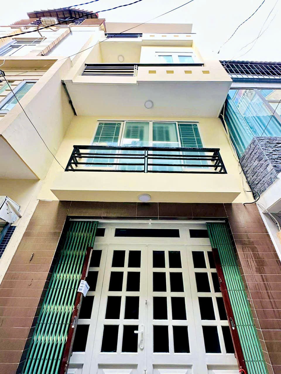 6 Tỷ nhỉnh: Nhà Quận 10 - ngay Bệnh Viện 115 - Xe hơi trong nhà 4 Tầng Ngang hơn 4m. VŨ 0933910039 2