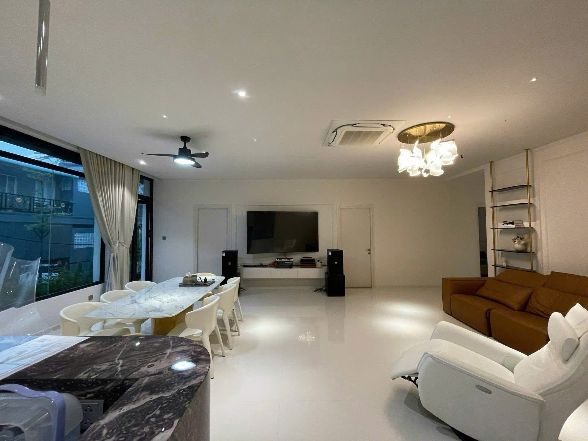 Cần bán Biệt thự Quận 1, Hồ Chí Minh, Diện tích 320m², Giá 82 Tỷ 3