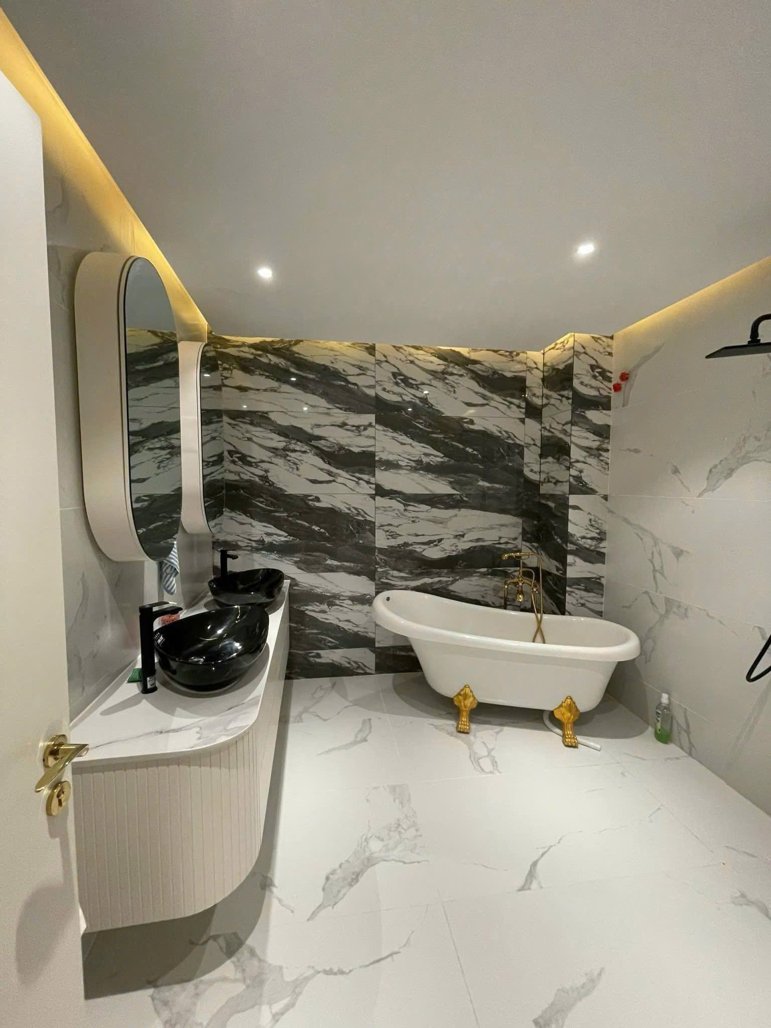 Cần bán Biệt thự Quận 1, Hồ Chí Minh, Diện tích 320m², Giá 82 Tỷ 5