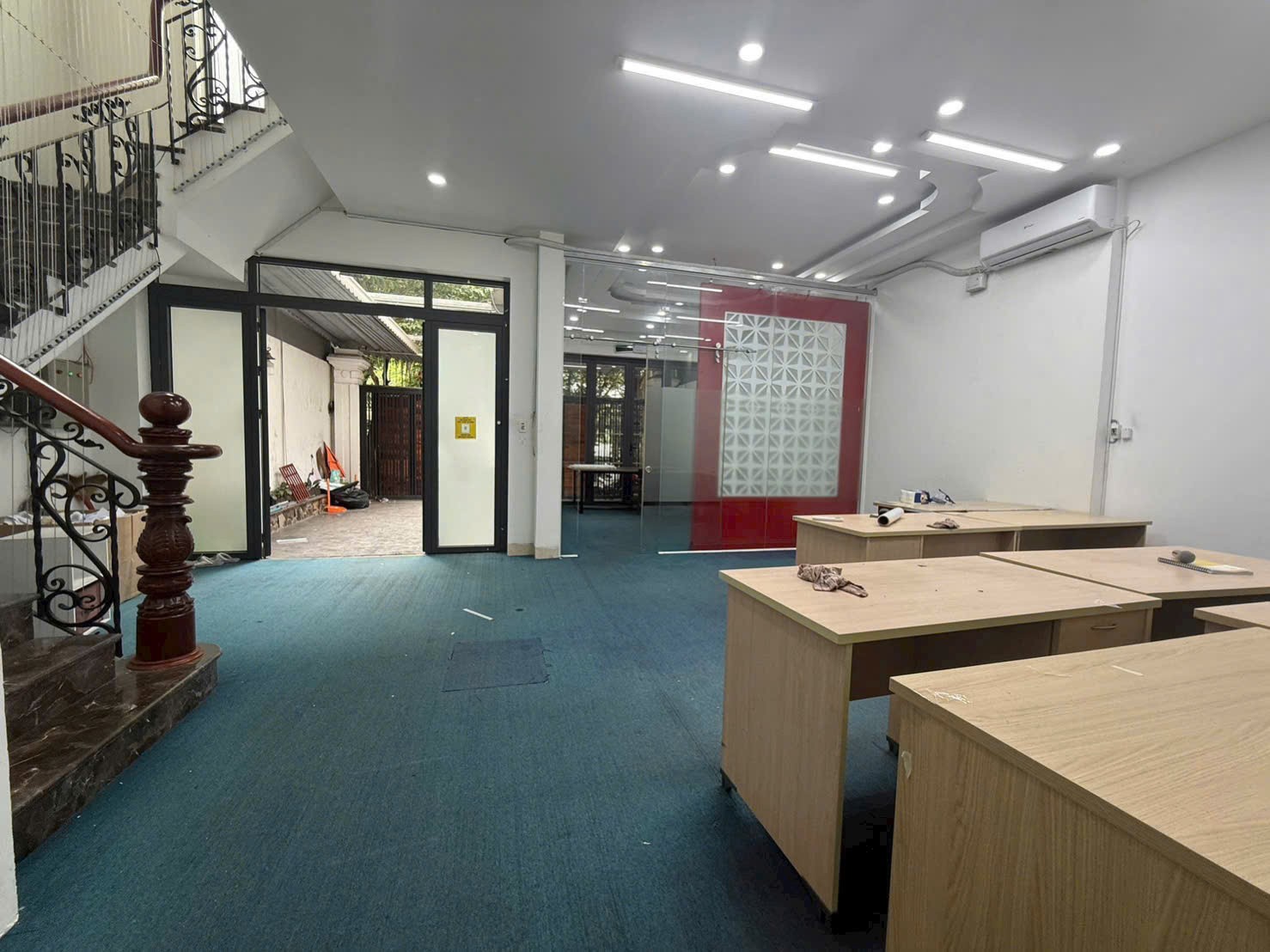 Cần bán Nhà mặt tiền Phường Phước Long A, Quận 9, Diện tích 160m², Giá 27 Triệu/tháng 2