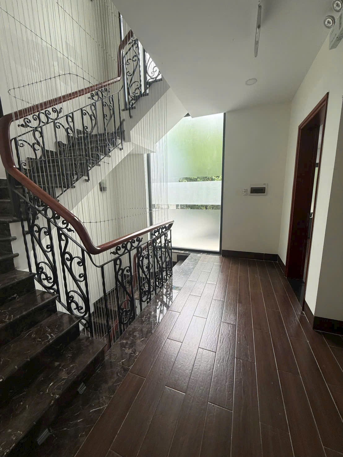Cần bán Nhà mặt tiền Phường Phước Long A, Quận 9, Diện tích 160m², Giá 27 Triệu/tháng
