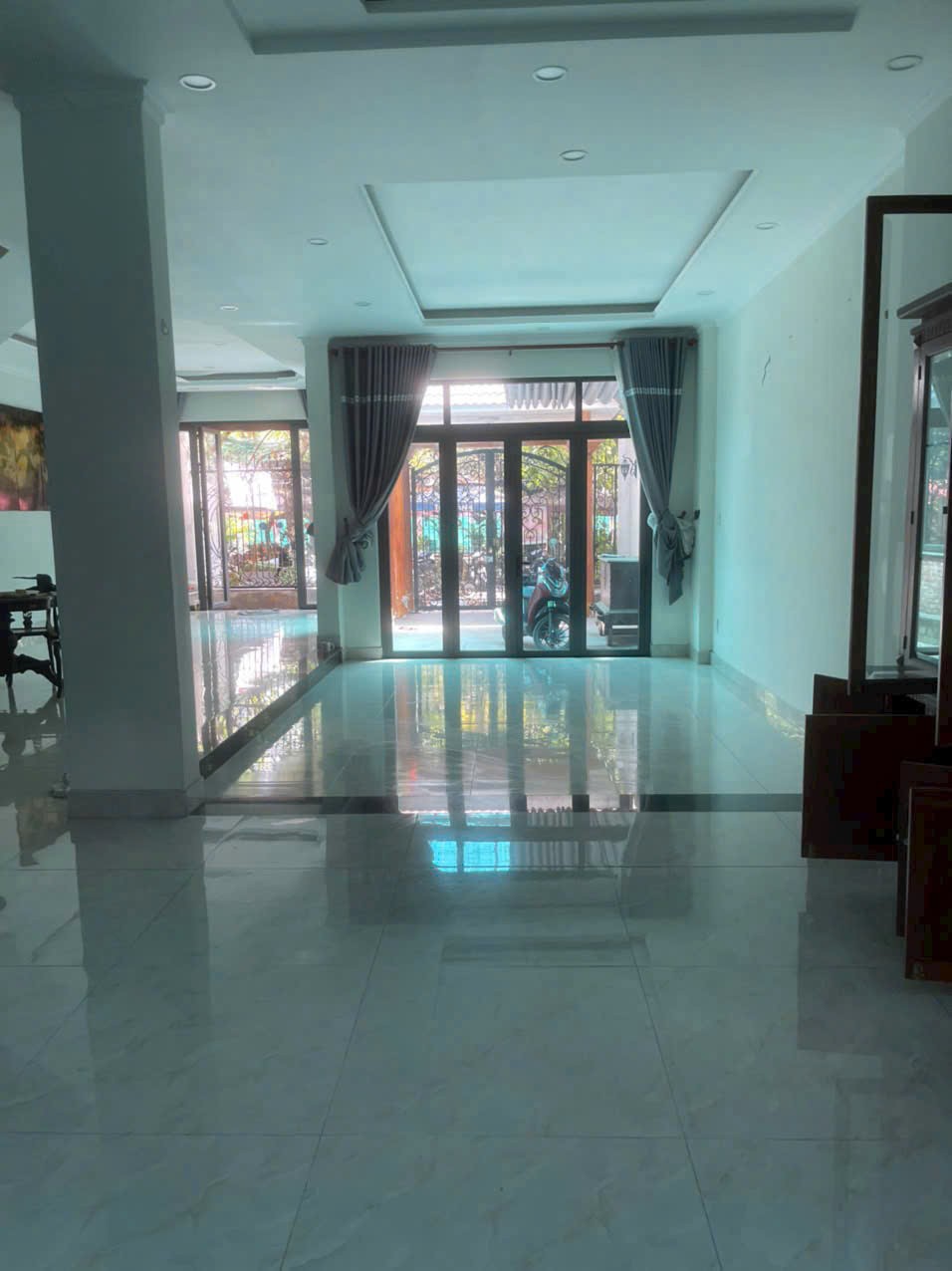 Cho thuê Biệt thự Phường Phước Long A, Quận 9, Diện tích 160m², Giá 27 Triệu/tháng 2