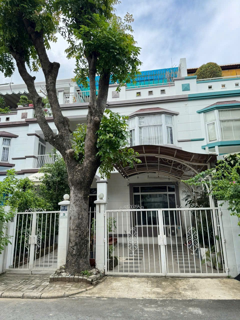 Cho thuê Nhà mặt tiền Phường Phú Mỹ, Quận 7, Diện tích 126m², Giá 038 Triệu/tháng