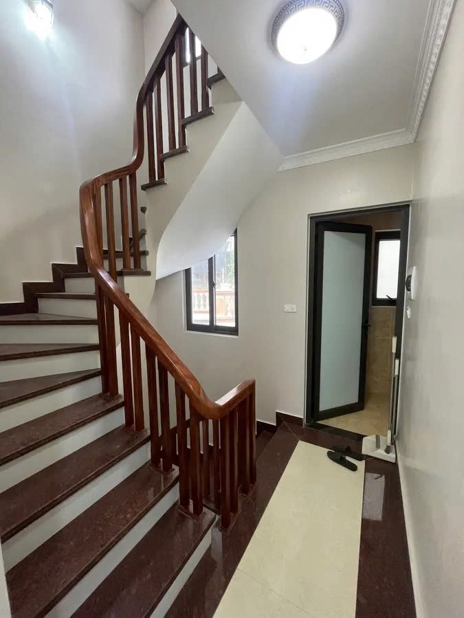 NHÀ ĐẸP MẶT PHỐ Bát Khối 60m2 X 8 tầng mặt tiền 5m, 20.5 tỷ Long Biên.KINH DOANH Ô TÔ QUA VÀO NHÀ. 4