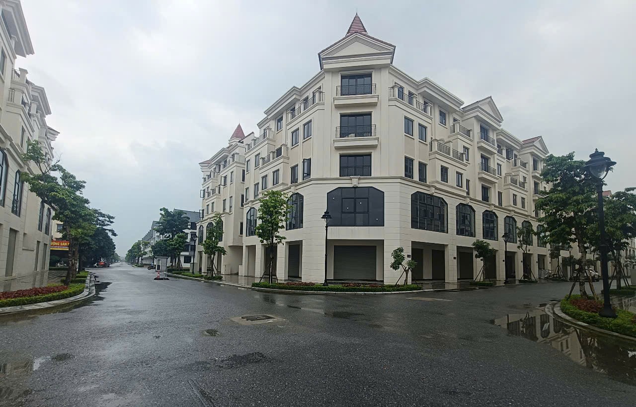 Bán Nhà Liền Kề KĐT Hinode 100m² 5tầng, 2 Mặt Tiền, Vỉa Hè Kinh Doanh Thang Máy – 18.5 Tỷ 2