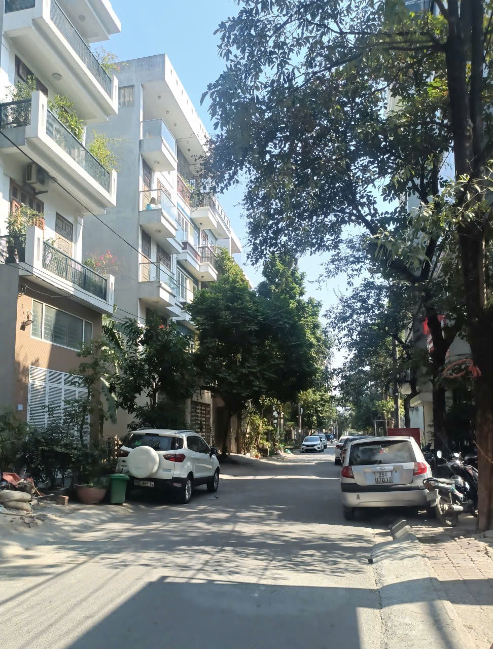 Kinh doanh đỉnh- Vỉa hè ô tô tránh, ngay chợ Lai Xá 68m2 - 5 tầng, giá 14.5 tỉ 5