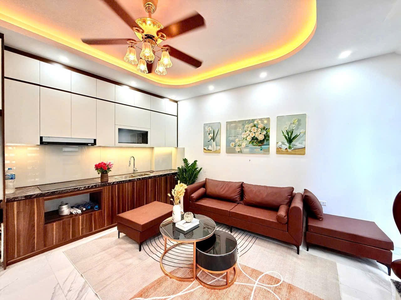 nhà LÔ GÓC PHỐ Quan NhânThanh Xuân , 52m2  12.7  tỷ Ô TÔ TRÁNH,KINH DOANH 2