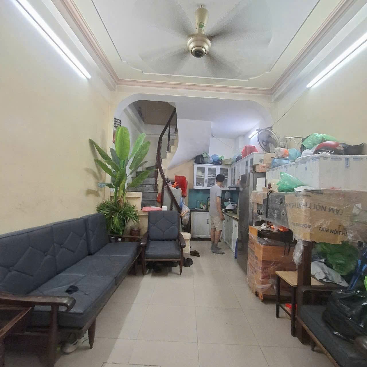 CHÍNH CHỦ CẦN Bán GẤP, 41m2, giái 3,6 tỷ tại Yên Nghĩa Hà Đông,Ô TÔ ĐỖ CỬA.