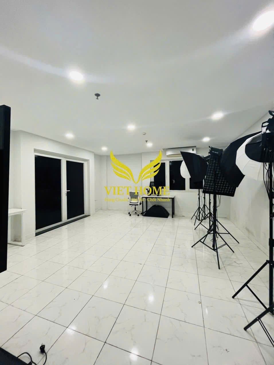 Cho thuê Biệt thự Phường Thảo Điền, Quận 2, Diện tích 2000m², Giá Thương lượng