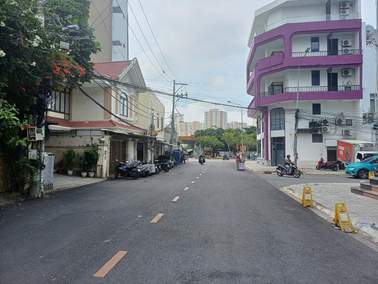Cho thuê Nhà mặt tiền Quận 2, Hồ Chí Minh, Diện tích 216m², Giá Thương lượng 3