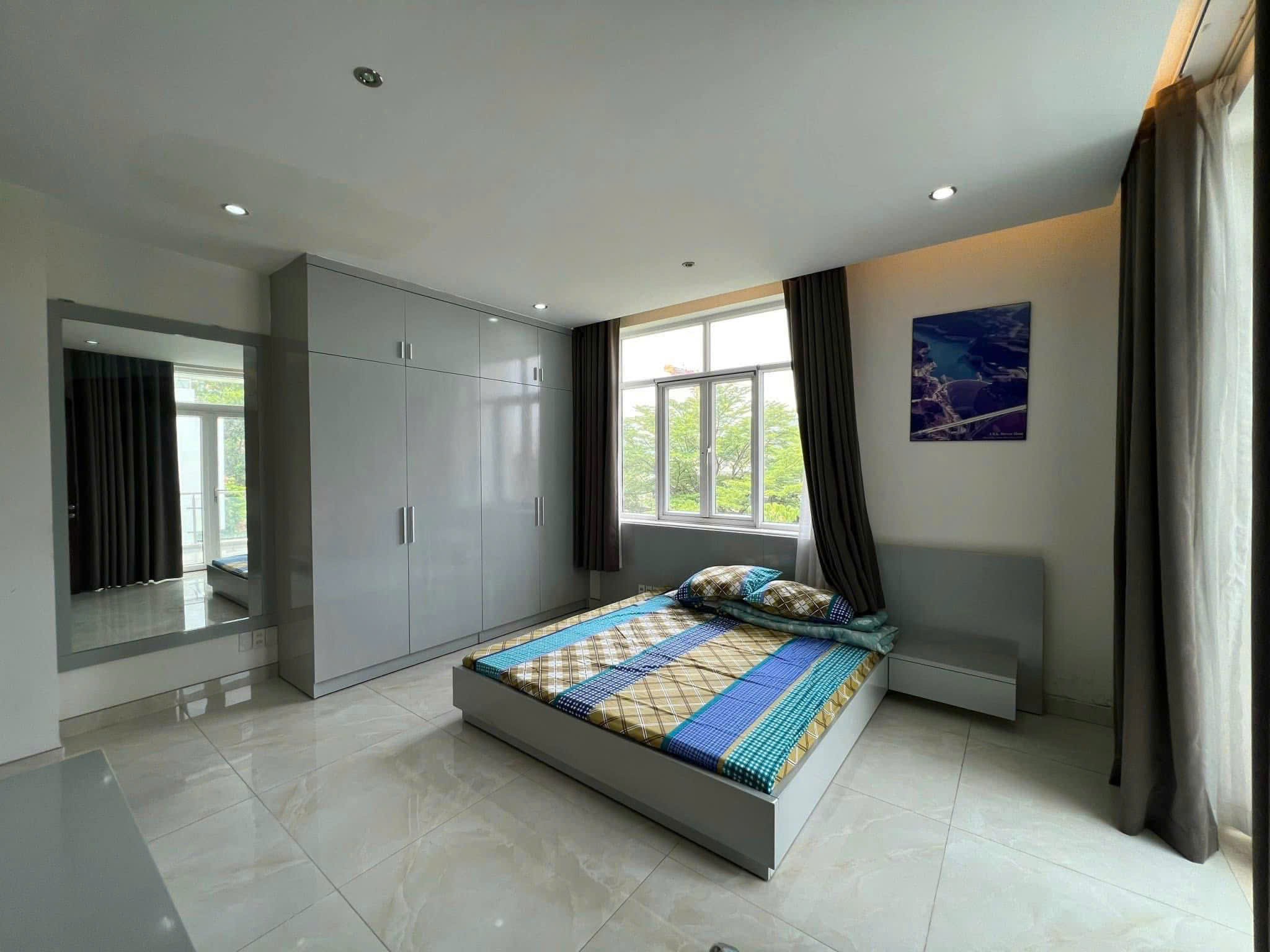 Cần bán Nhà mặt tiền Phường Phước Long B, Quận 9, Diện tích 327m², Giá 42 Tỷ