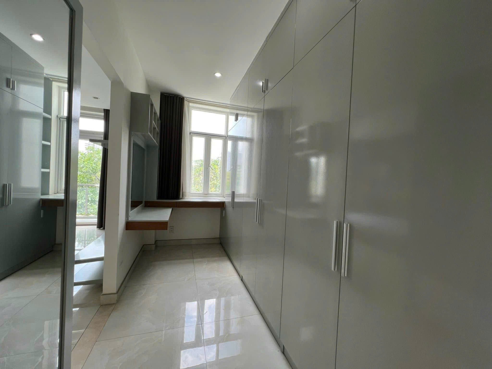 Cần bán Nhà mặt tiền Phường Phước Long B, Quận 9, Diện tích 327m², Giá 42 Tỷ 4
