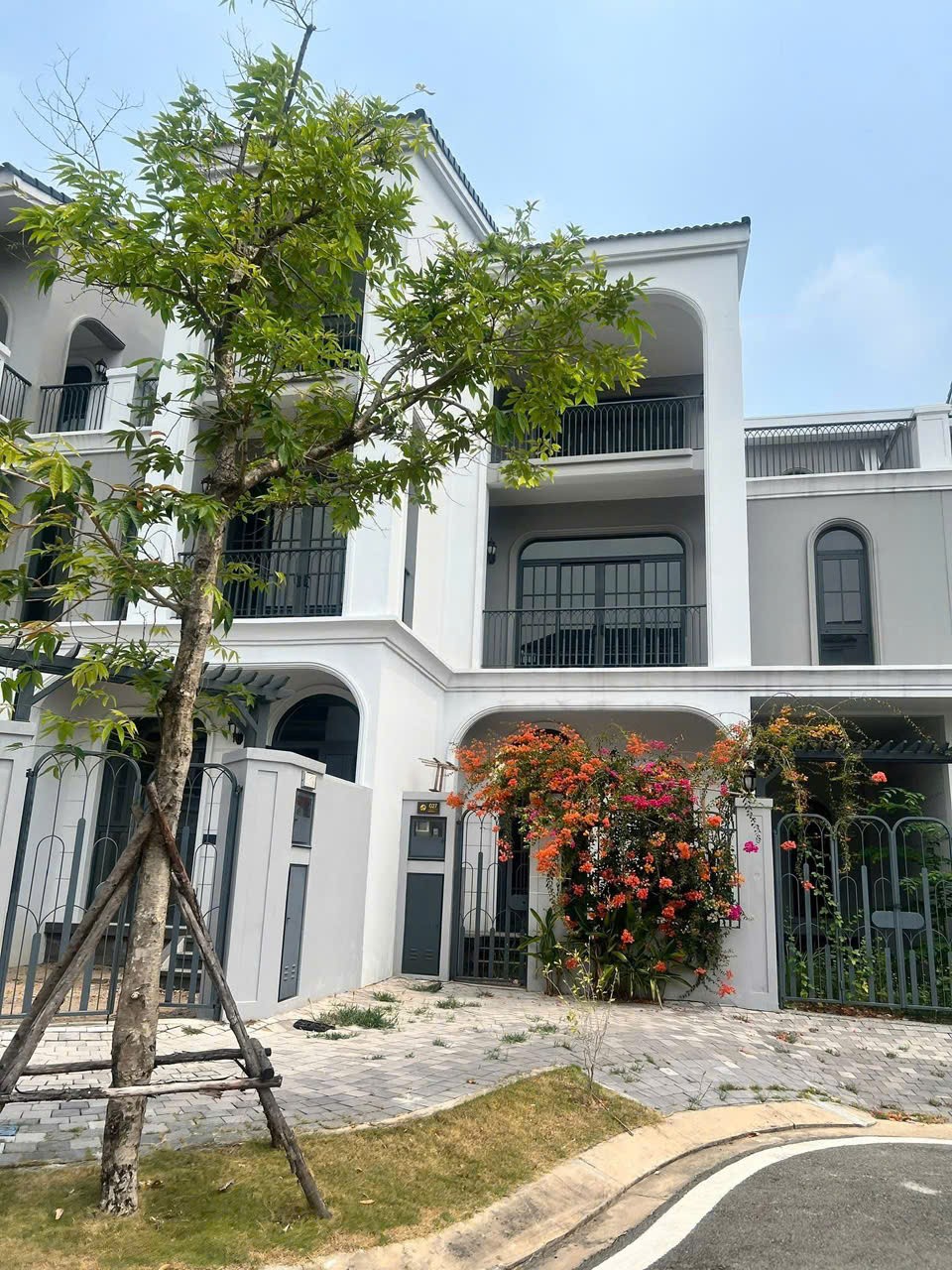 Cần bán Nhà mặt tiền Quận 9, Hồ Chí Minh, Diện tích 125m², Giá 10.5 Tỷ