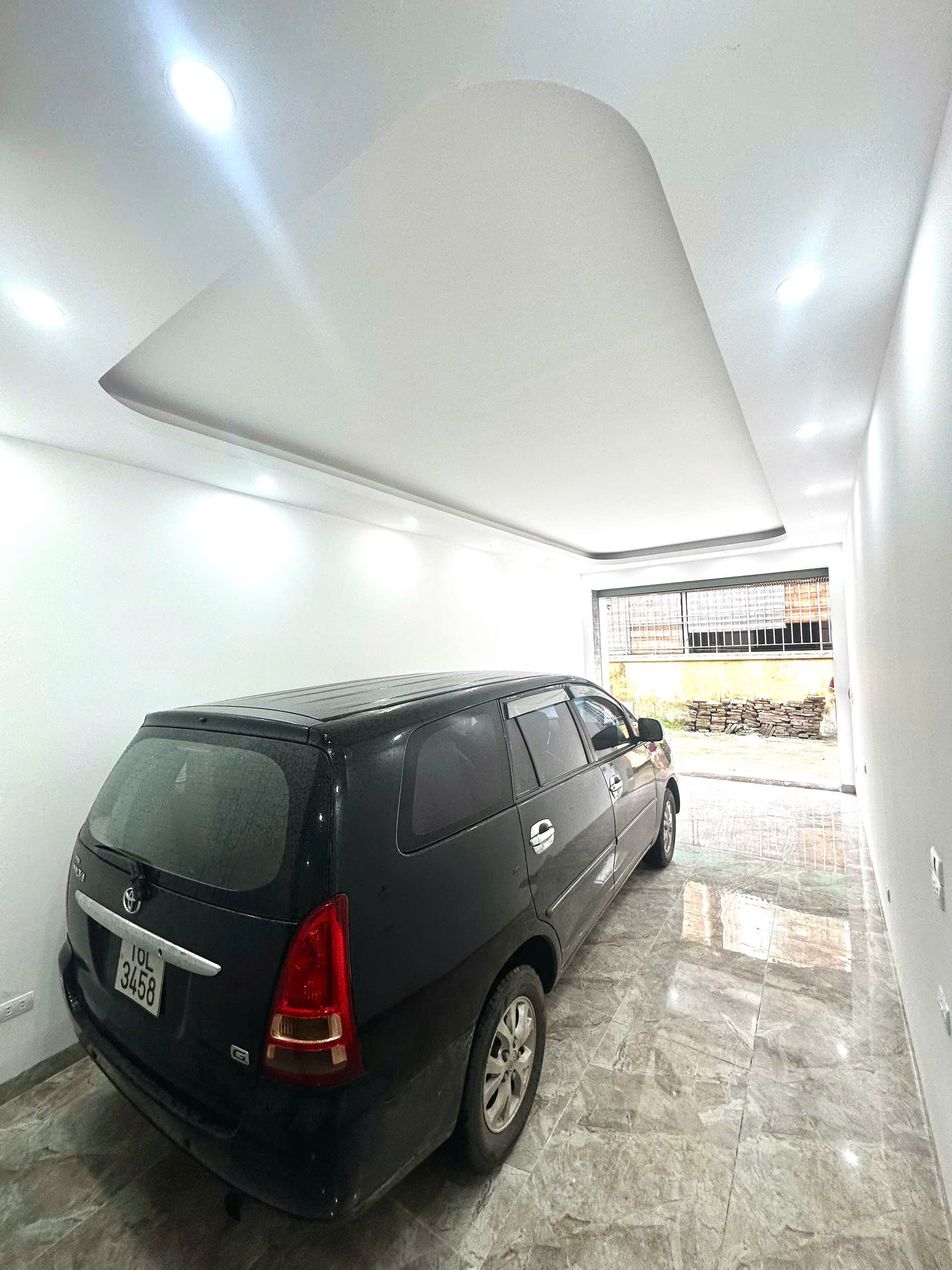 NHÀ MỚI- ĐẸP Ở LUÔN FULL NỘI THẤT Bát Khối- Long Biên 50m2 X 6 Tầng mặt tiền 4.5m,8.95 tỷ. 2