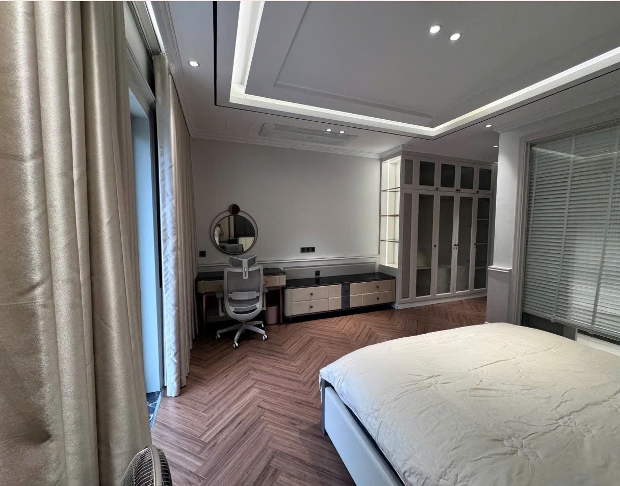 Cho thuê Nhà mặt tiền Phường Phú Hữu, Quận 9, Diện tích 95m², Giá 040 Triệu/tháng 5