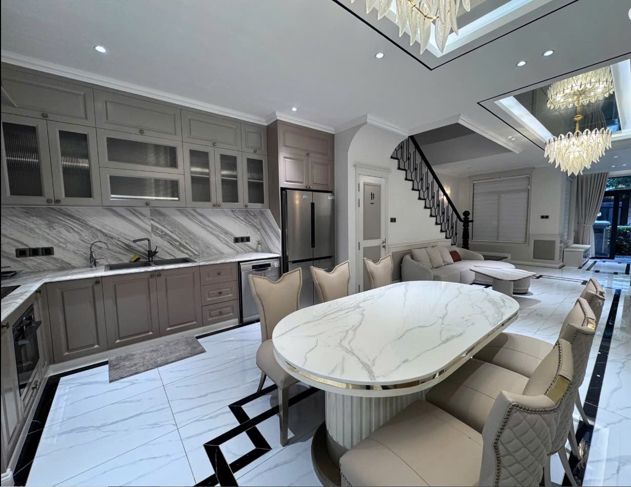 Cho thuê Nhà mặt tiền Phường Phú Hữu, Quận 9, Diện tích 95m², Giá 040 Triệu/tháng