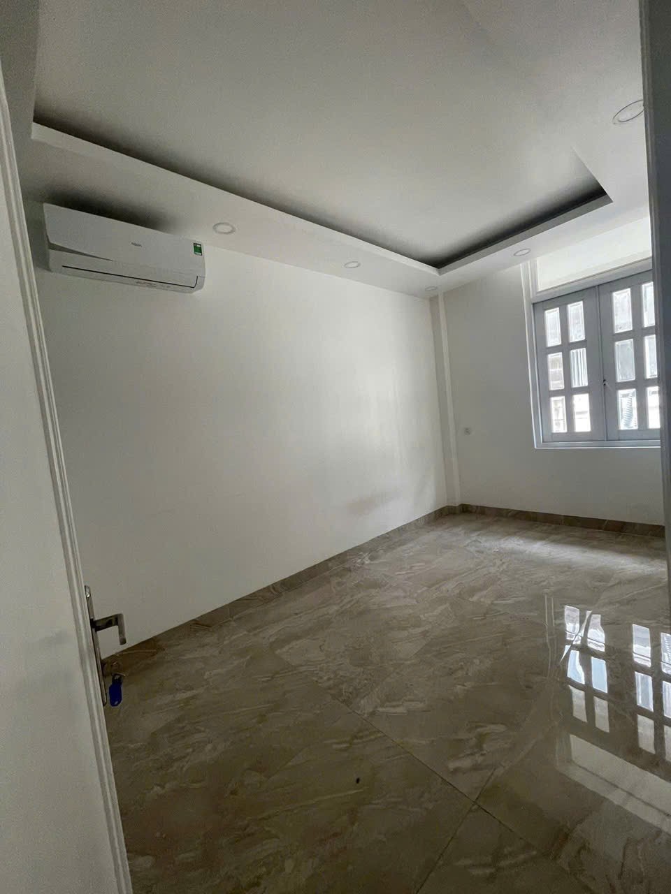 Cho thuê Nhà mặt tiền Bình Thạnh, Hồ Chí Minh, Diện tích 161m², Giá Thương lượng