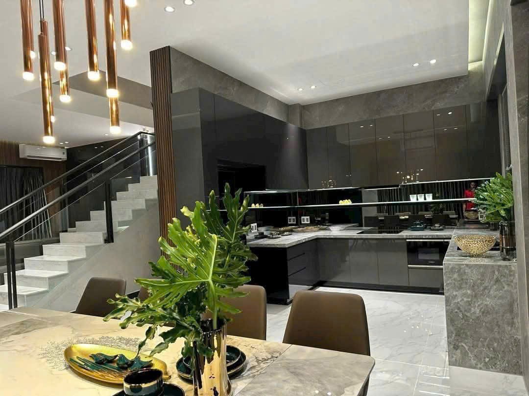 Cần bán Biệt thự Phường Phú Mỹ, Quận 7, Diện tích 195m², Giá 080 Tỷ 4