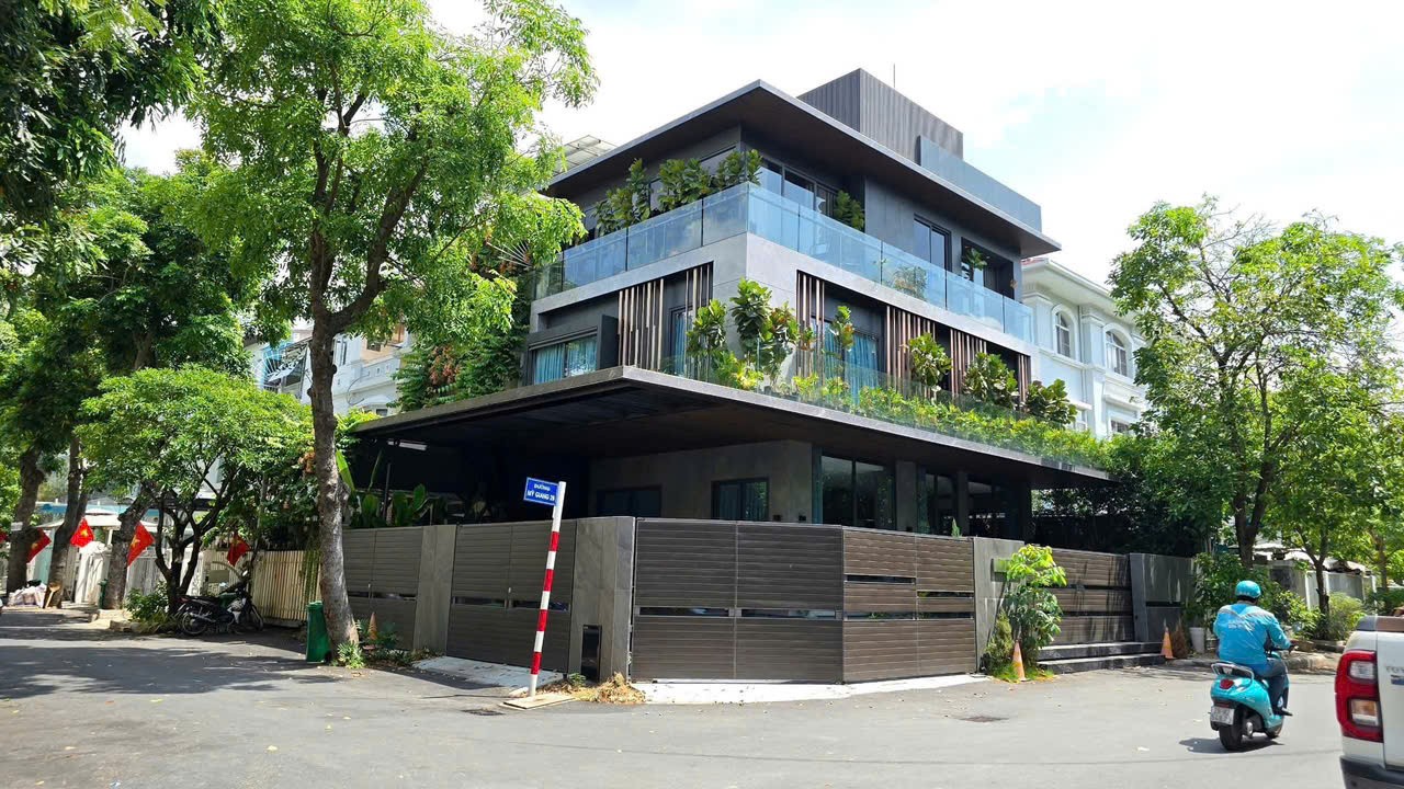 Cần bán Biệt thự Phường Phú Mỹ, Quận 7, Diện tích 195m², Giá 080 Tỷ 7