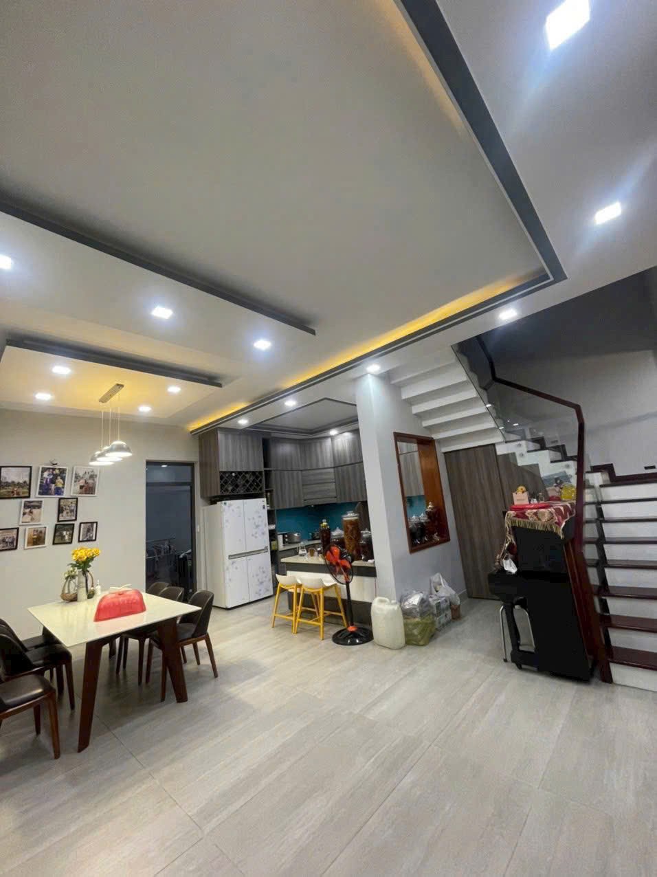 Cần bán Biệt thự Phường Phú Thuận, Quận 7, Diện tích 162m², Giá 25.5 Tỷ