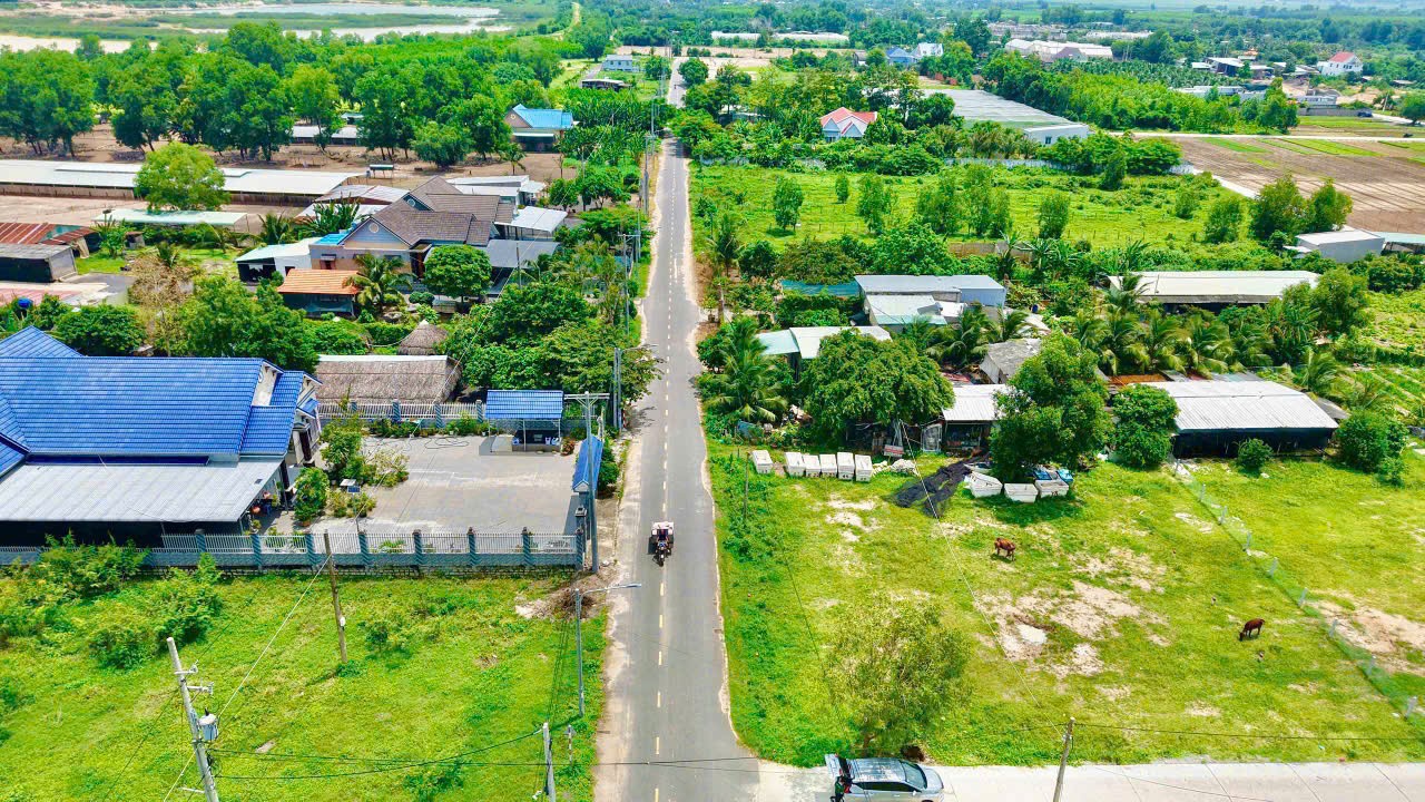 CHỦ ĐANG CẦN RA GẤP LÔ ĐẤT NGAY THỊ TRẤN PHƯỚC HẢI CÁCH BIỂN 3KM CHỈ 1,3 TỶ CÓ TL 2
