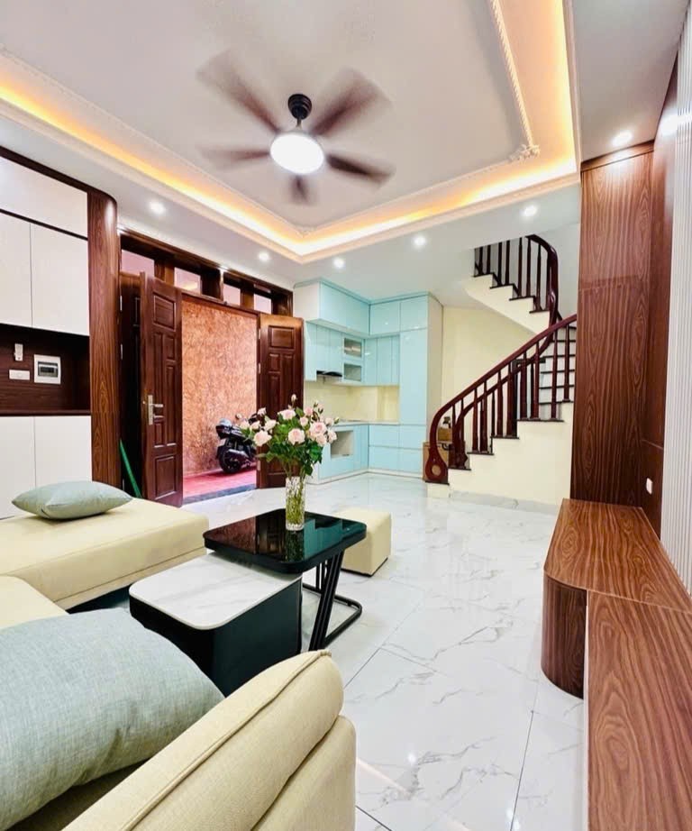 Nhà đẹp Bắc Từ Liêm 36.2m2-5 tầng, Ngõ nông, ô tô, ở ngay, giá 5.68 tỷ 2
