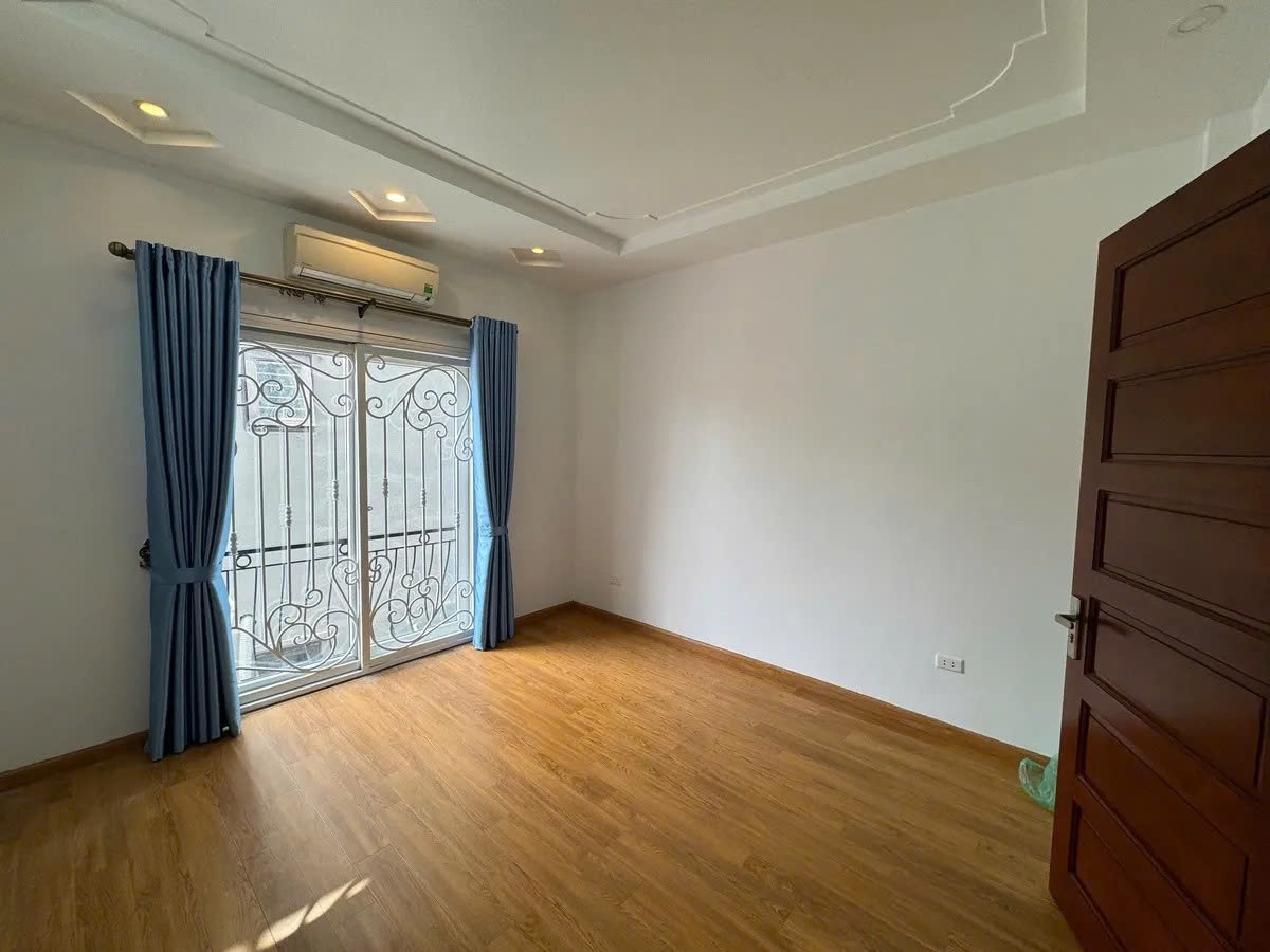 BÁN NHÀ RIÊNG đầy đủ nội thất chỉ việc ở Ngọc Thụy 45m2 X  4 tầng 6.99 tỷ Long Biên. 4