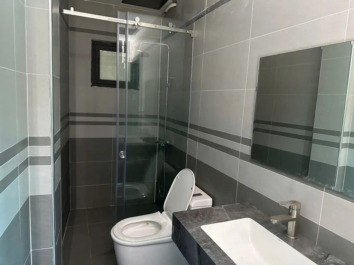 BÁN CĂN HỘ DÒNG TIỀN MẶT PHỐ KINH DOANH Bát Khối 90 m2 X7 tầng,mặt iền 6.1m,23.5 tỷ Long Biên. 3
