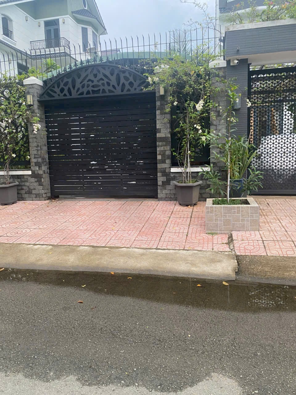 Cho thuê Nhà mặt tiền Phường Phú Hữu, Quận 9, Diện tích 240m², Giá 022 Triệu/tháng 6