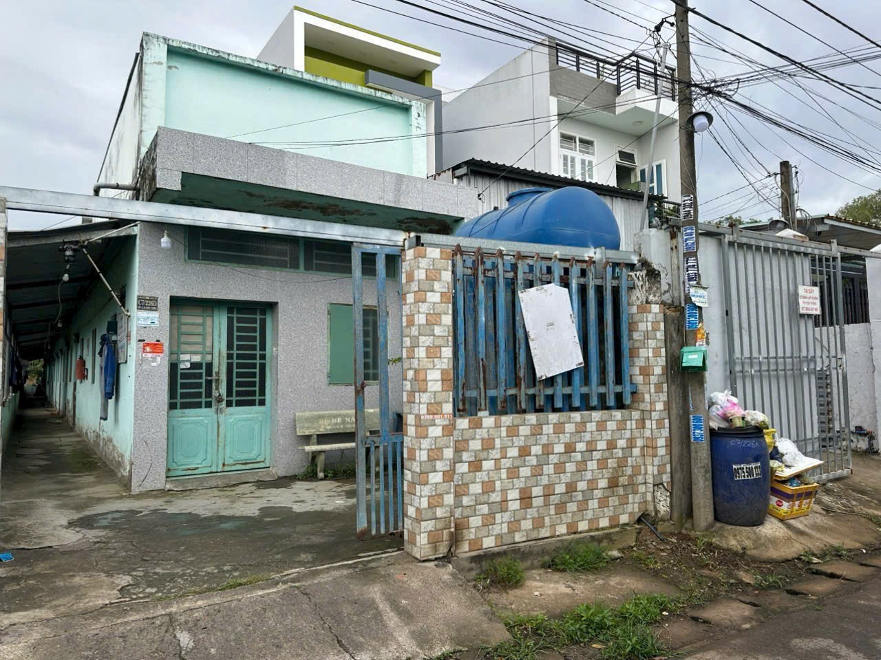 Dãy trọ 11 phòng // Trần Văn Giàu , xã Bình lợi, huyện Bình Chánh tổng dt 250m2 giá 4,5 tỷ