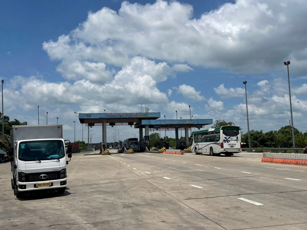 300m2 thổ cư ấp 1B, xã An Thạnh, Bến Lức, Long An giá 2,2 tỷ 2