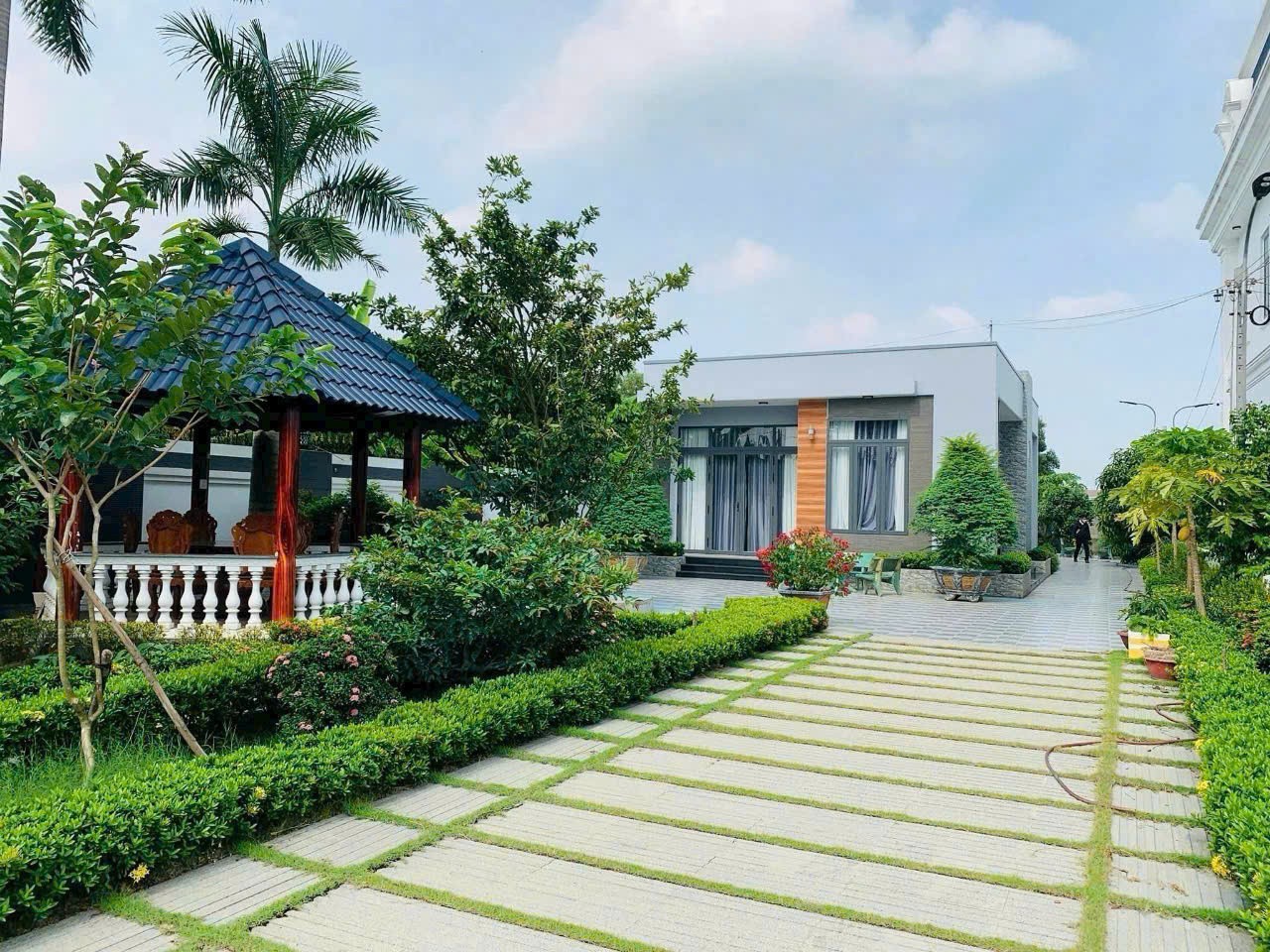 Nhà vườn đẹp xã Long Trạch, Cần Đước, Long An tổng dt 1000m2 giá 10 tỷ 2