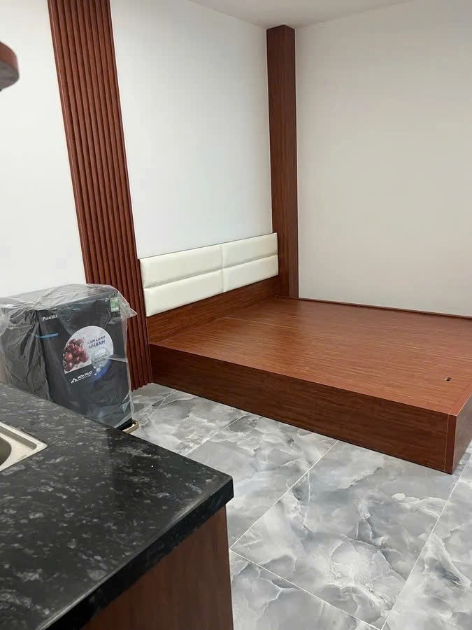 CĂN HỘ DÒNG TIỀN MẶT 10 PHÒNG KHÉP KÍN Phố Bát Khối 56/107m2 X 6 tầng X10.9 tỷ Long Biên. 2