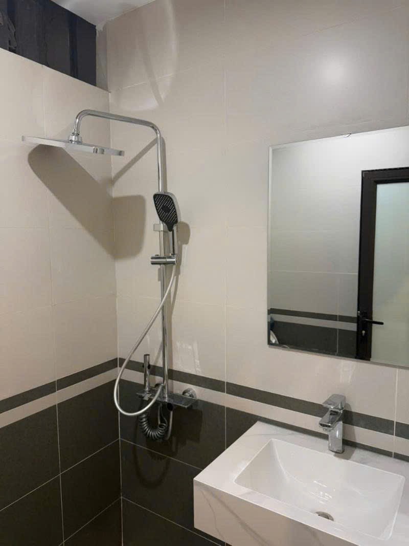 Nhà Thụy Khuê – 43m² x 6 tầng thang máy – Trung Tâm, Ngõ thông, đi đâu cũng tiện – Cách Hồ Tây 3 3