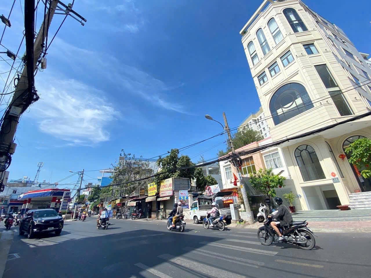 Cần bán Văn phòng Bình Thạnh, Hồ Chí Minh, Diện tích 183m², Giá 72 Tỷ 2