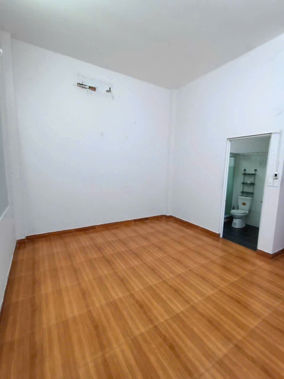 Cho thuê Biệt thự Phường Hiệp Bình Chánh, Thủ Đức, Diện tích 490m², Giá 30 Triệu/tháng 6