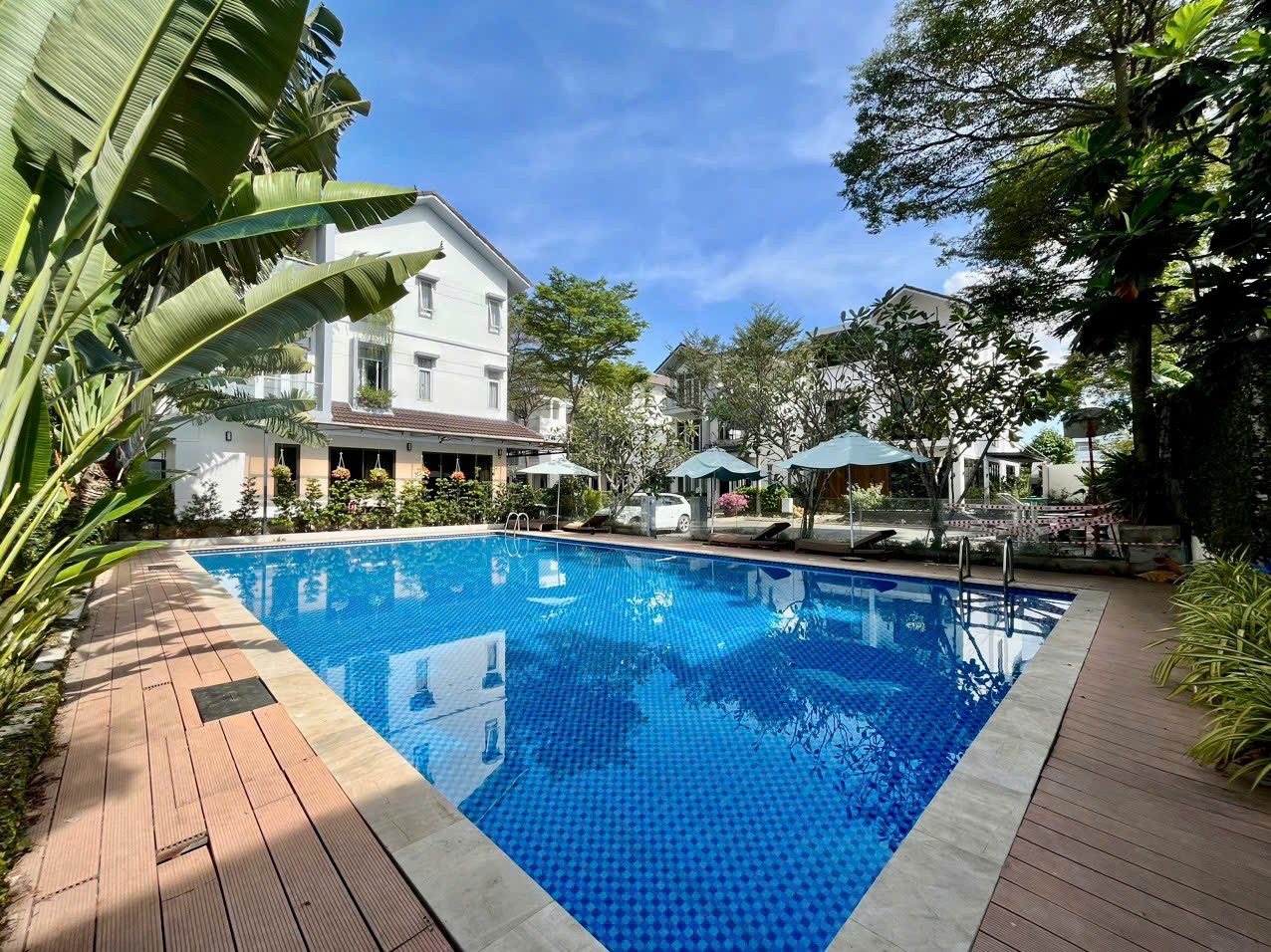 Cho thuê Nhà mặt tiền Phường Bình Trưng Đông, Quận 2, Diện tích 200m², Giá 30 Triệu/tháng