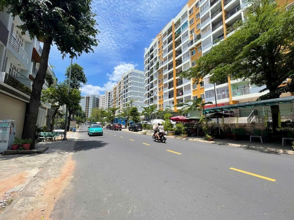 Cần bán Đất Phường Tăng Nhơn Phú A, Quận 9, Diện tích 110m², Giá 11.5 Tỷ