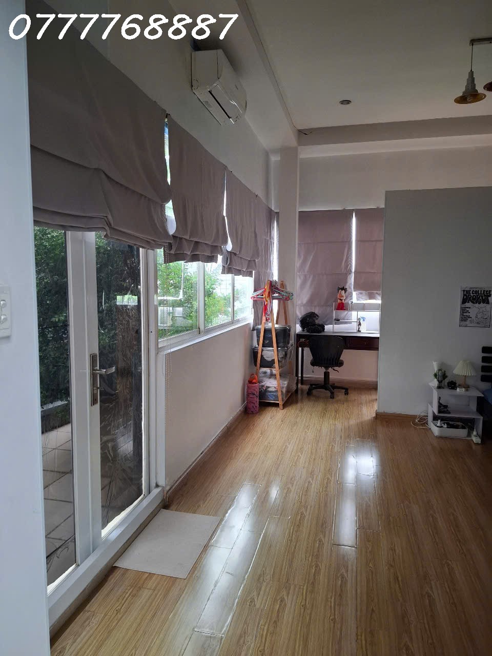 Bán nhà 3  tầng Hoàng Hoa Thám Tân Bình cách nhà ga T3 TSN chỉ 300m DT 141m2 5