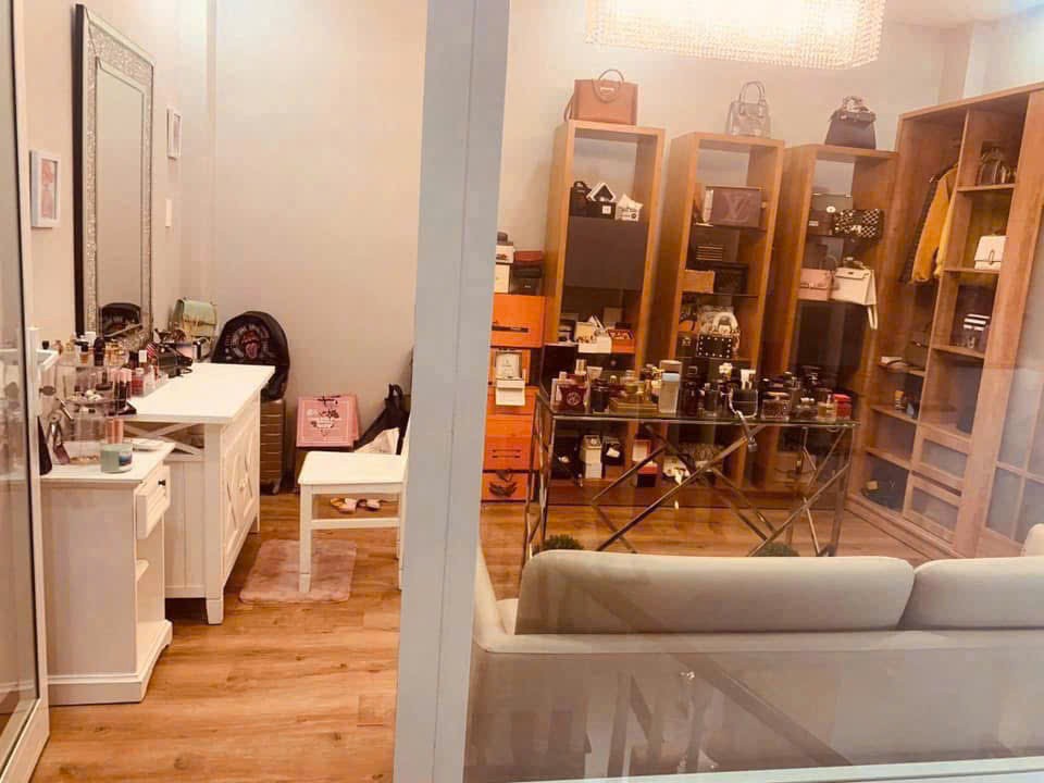 Bán nhà đẹp 4 tầng mặt tiền Lê Hồng Phong, Phước Long, Nha Trang giá chỉ 9,1 tỉ 4